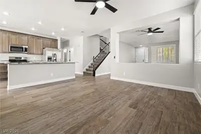 1078 Silver Star Street, Henderson, NV 89002 Kitchen