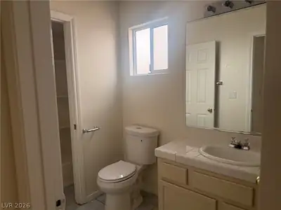 8209 Renfrew Drive, Las Vegas, NV 89145 Bathroom
