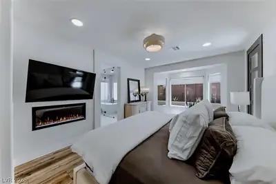 2601 Arimo Drive, Henderson, NV 89052 Primary Bedroom