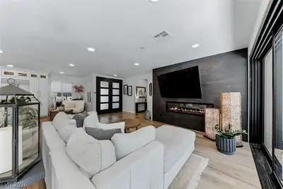 2601 Arimo Drive, Henderson, NV 89052 Living Room