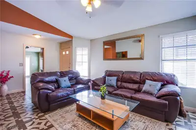 4659 Winfield Drive, Las Vegas, NV 89147 Living Room