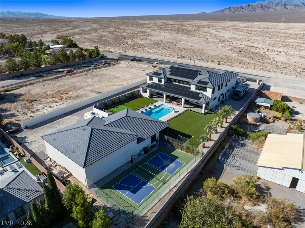 6265 Iron Mountain Road, Las Vegas, NV 89131