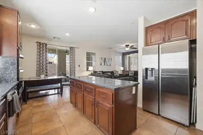 1143 Grove Park Street, Henderson, NV 89002 Kitchen