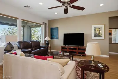 2510 Hamonah Drive, Henderson, NV 89044 Living Room