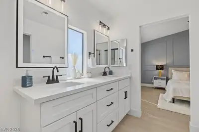 2371 Pickwick Drive 73, Henderson, NV 89014 Primary Bathroom