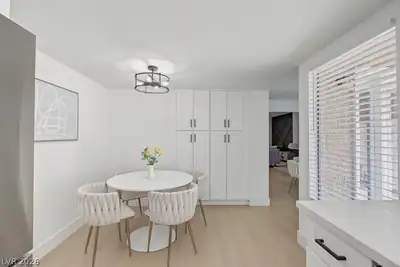 2371 Pickwick Drive 73, Henderson, NV 89014 Dining Area