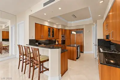 2747 Paradise Road PH 3002, Las Vegas, NV 89109 Kitchen