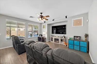 2386 Flute Avenue, Henderson, NV 89052 Living Room