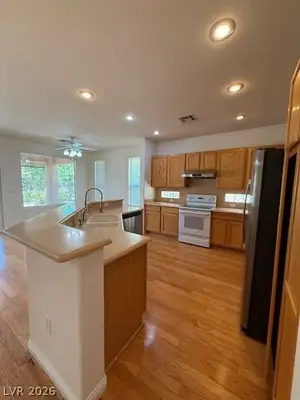 4639 Denaro Drive, Las Vegas, NV 89135 Kitchen
