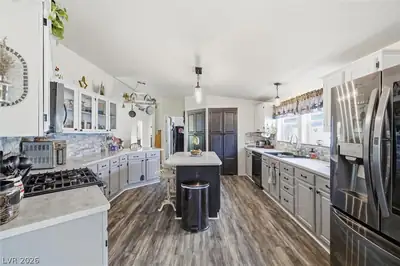 5641 Janice Avenue, Pahrump, NV 89060 Kitchen