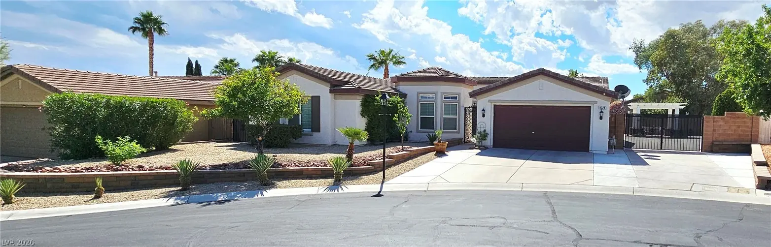 8229 Flowing Rapids Court, Las Vegas, NV 89131