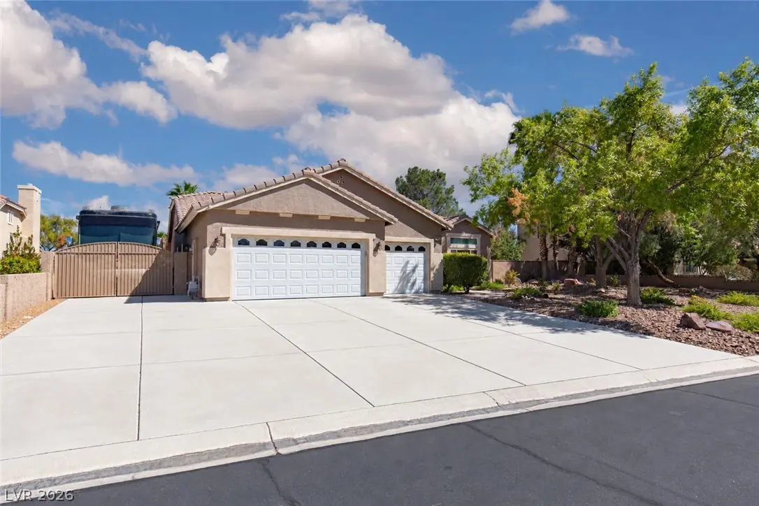 4670 Los Rancheros Avenue, Las Vegas, NV 89129
