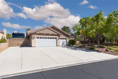 4670 Los Rancheros Avenue, Las Vegas