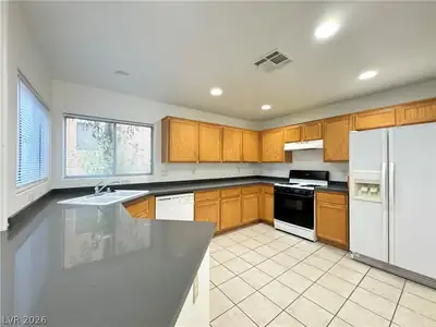 10433 Wyatt Earp Court, Las Vegas, NV 89129 Kitchen