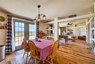 1531 EL24 Road, Wells, NV 89801 Dining Area
