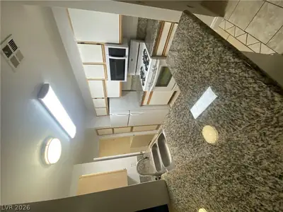 2200 South FORT APACHE Road 1155, Las Vegas, NV 89117 Kitchen