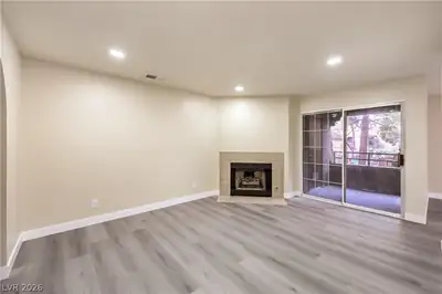 2200 South Fort Apache Road 2144, Las Vegas, NV 89117 Living Room