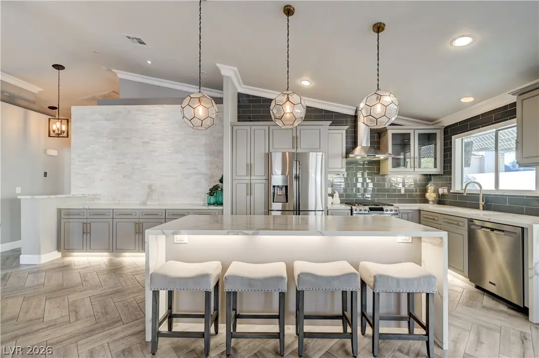 886 Cline Cellars Avenue, Las Vegas, NV 89123