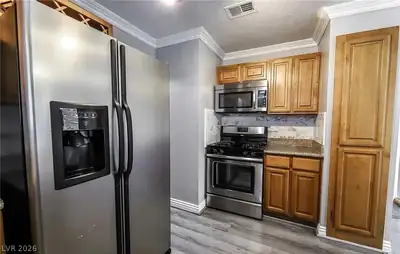 2700 North Rainbow Boulevard 2137, Las Vegas, NV 89108 Kitchen
