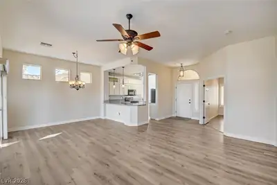 10406 Cogswell Avenue, Las Vegas, NV 89134 Dining Area