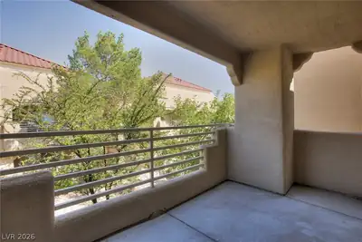 1908 TIERRA VISTA Drive 204, Las Vegas, NV 89128 