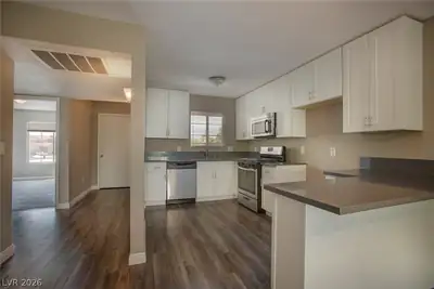1908 TIERRA VISTA Drive 204, Las Vegas, NV 89128 
