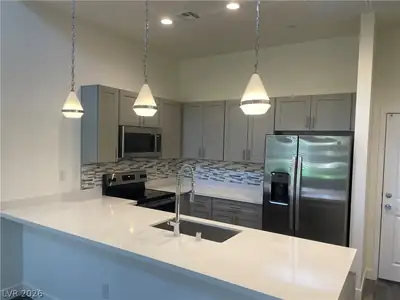 11484 Roaring Peak Drive, Las Vegas, NV 89135 
