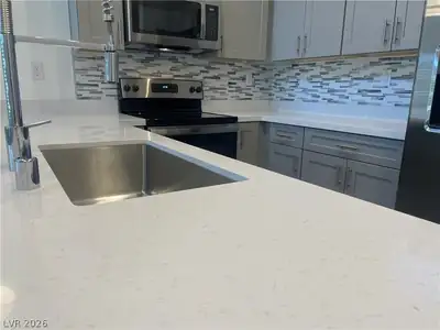11484 Roaring Peak Drive, Las Vegas, NV 89135 