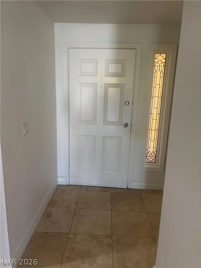 210 East FLAMINGO Road 123, Las Vegas, NV 89169