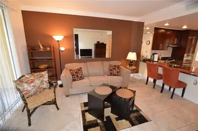 270 East FLAMINGO Road 328, Las Vegas, NV 89169 Living Room