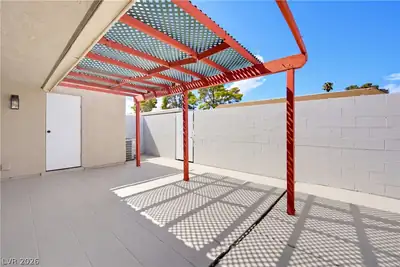 2556 Paradise Village Way, Las Vegas, NV 89120 Patio