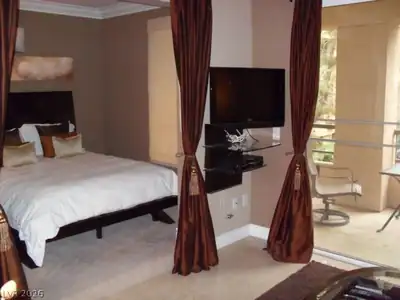 220 Flamingo Road 107, Las Vegas