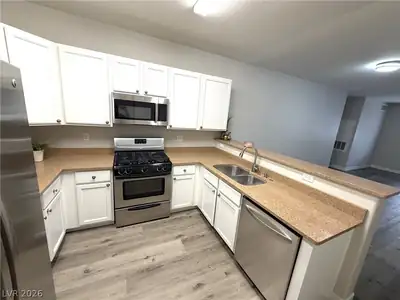 7450 South Eastern Avenue 1059, Las Vegas, NV 89123 Kitchen