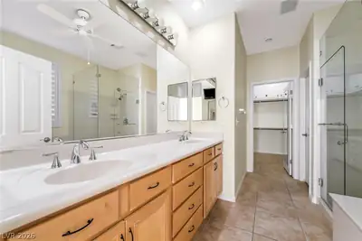 2259 SCENA Court, Henderson, NV 89052 Primary Bathroom