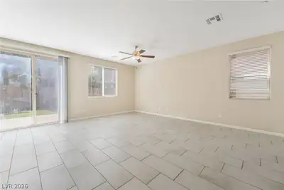 2915 Caxton Grove Drive, Henderson, NV 89052 Living Room