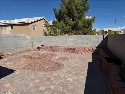 8036 Celestial Avenue 101, Las Vegas, NV 89128 Yard
