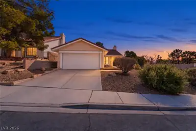 124 Almendio Lane, Henderson