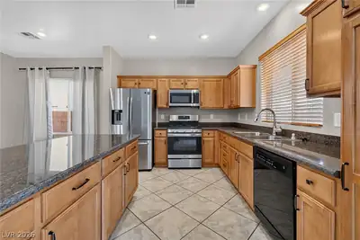 8105 Celina Hills Street, Las Vegas, NV 89131 Kitchen