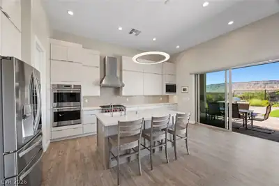 12517 Skyracer Drive, Las Vegas, NV 89138 Kitchen