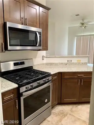 6480 Annie Oakley Drive 423, Las Vegas, NV 89120 Kitchen