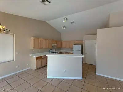 4709 GOLDEN PALOMINO Lane na, Las Vegas, NV 89032 Kitchen