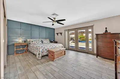 6824 Adobe Court, Las Vegas, NV 89146 Bedroom