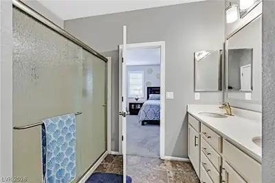 181 Tuscan Shadow Street, Henderson, NV 89012 Primary Bathroom