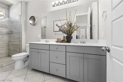 44 Kimberlite Drive, Henderson, NV 89011 Primary Bathroom