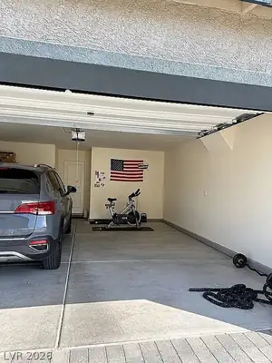 1922 Alouette Vista Street, Henderson, NV 89044 Garage