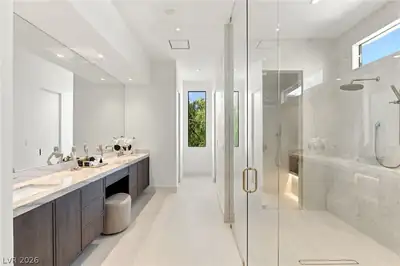 301 North Royal Ascot Drive, Las Vegas, NV 89144 Primary Bathroom
