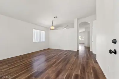 2124 Starline Meadow Place, Las Vegas, NV 89134 Living Room