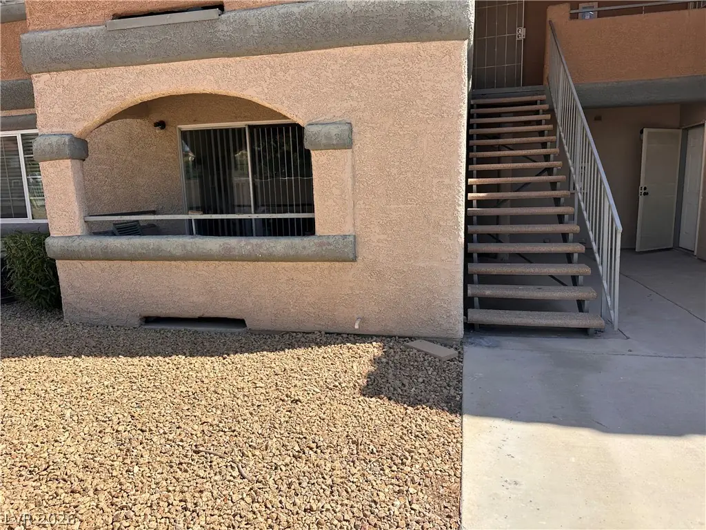 230 Mission Catalina Lane 107, Las Vegas, NV 89107