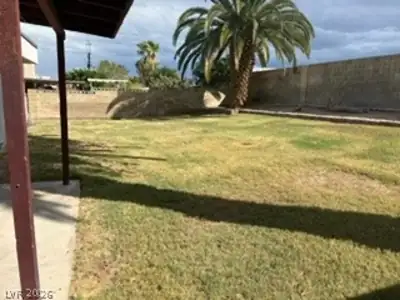 5095 Brownwood Avenue, Las Vegas, NV 89122 Yard