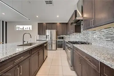 6231 Bravestar Court, Las Vegas, NV 89141 Kitchen